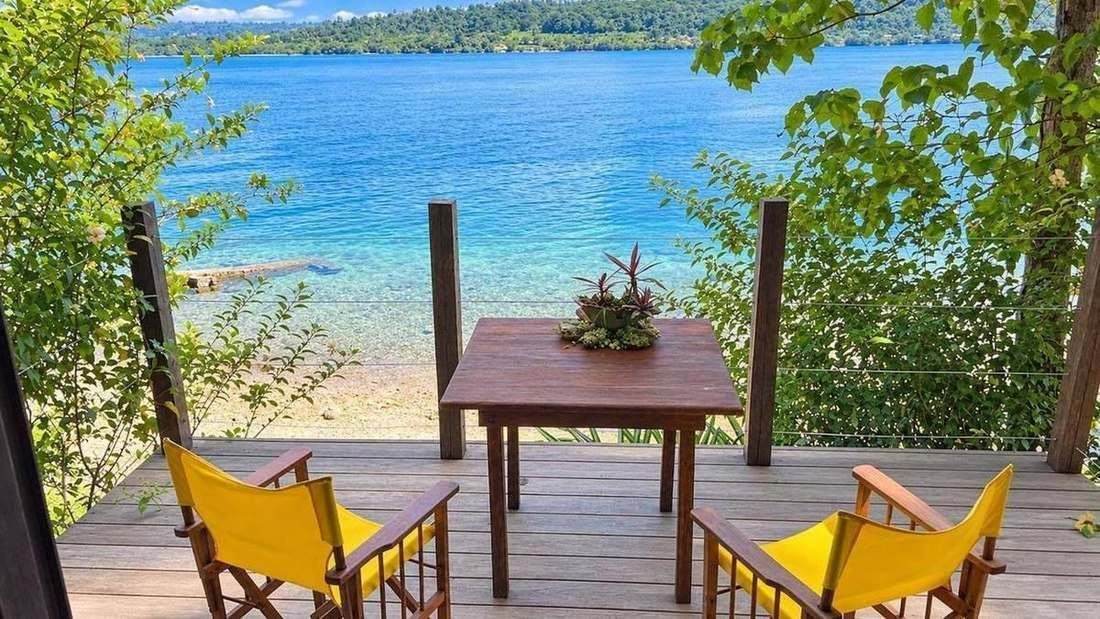 Waterfront balcony at Freshwater Plantation overlooking Segond Channel